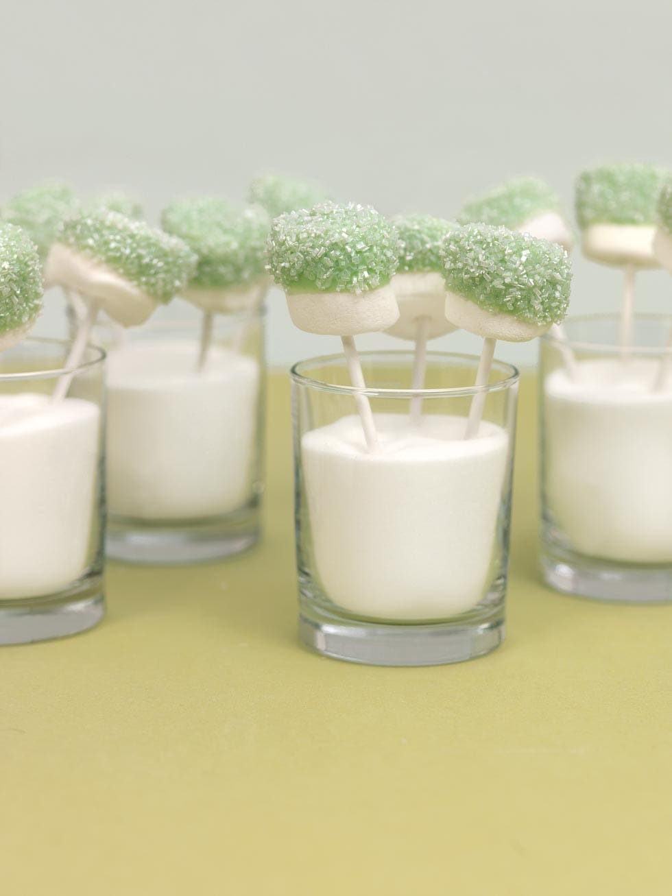Marshmallows Sweet Table