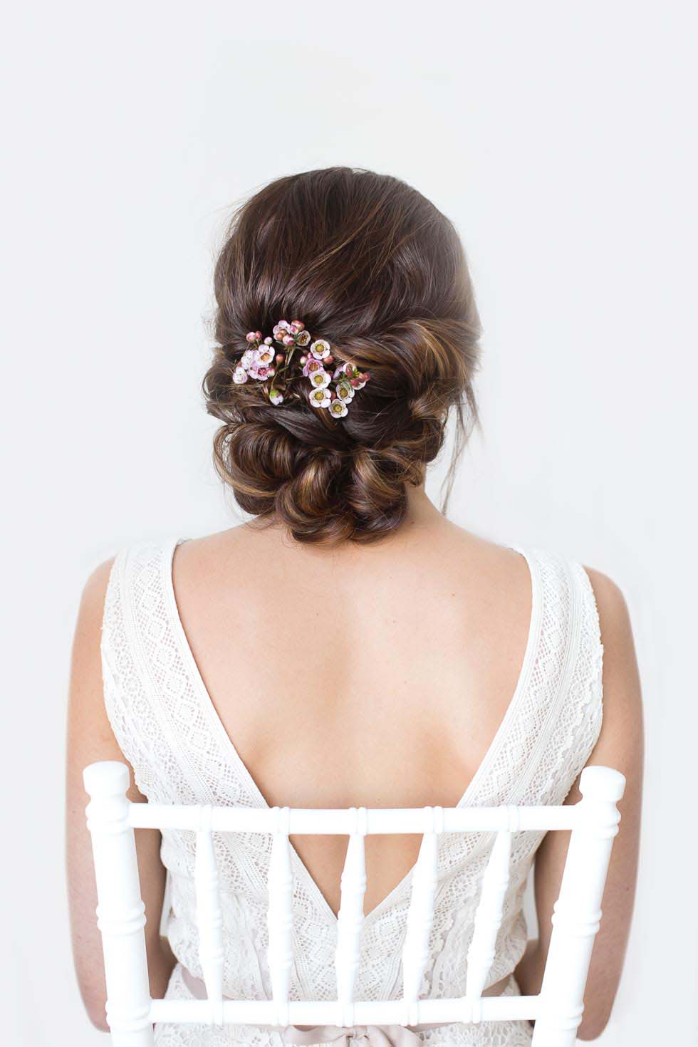 Brautfrisuren Vintage mit Blumen