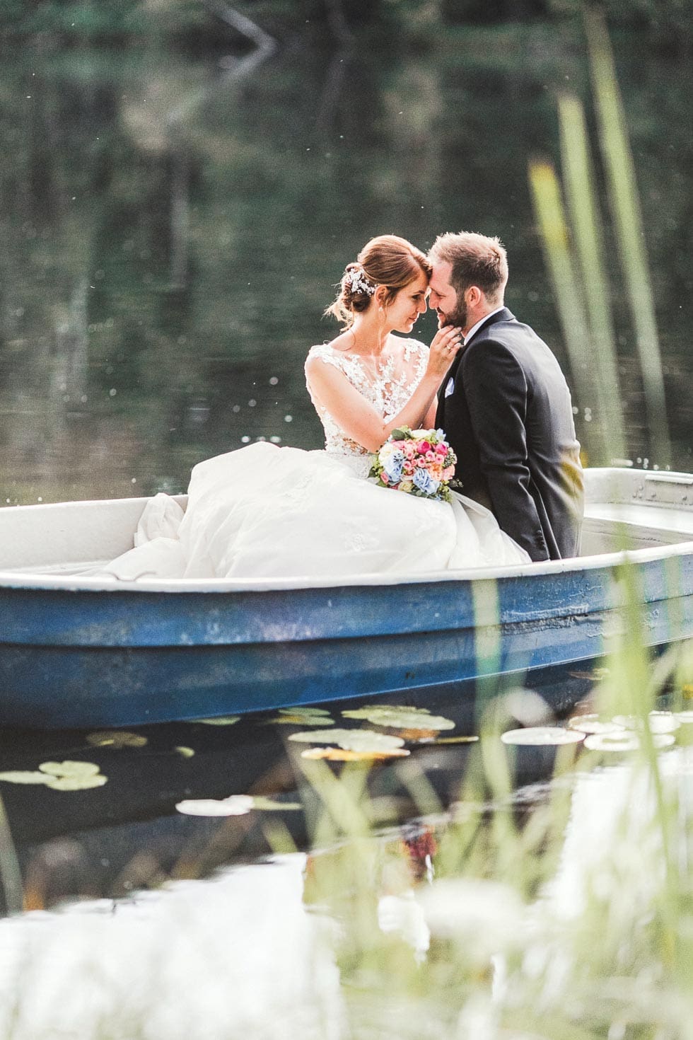 Hochzeitsfoto Brautpaar See