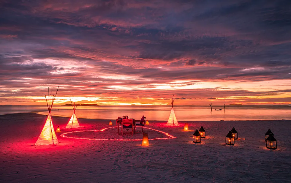 Heiratsantrag Sonnenuntergang Picknick