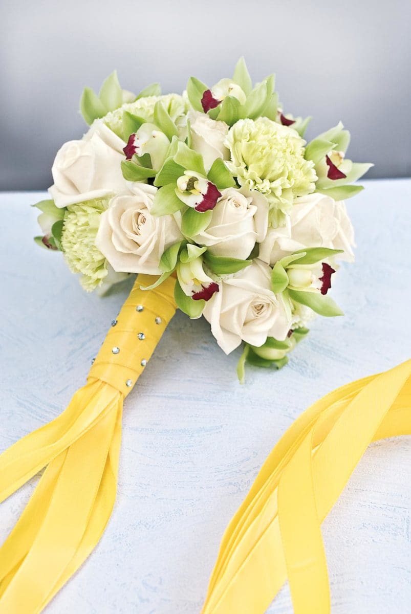 Brautstrauß Gelb Orchideen Rosen