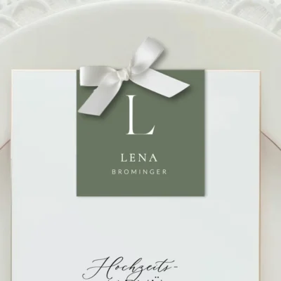 Platzkarten Initial Serif Farbe