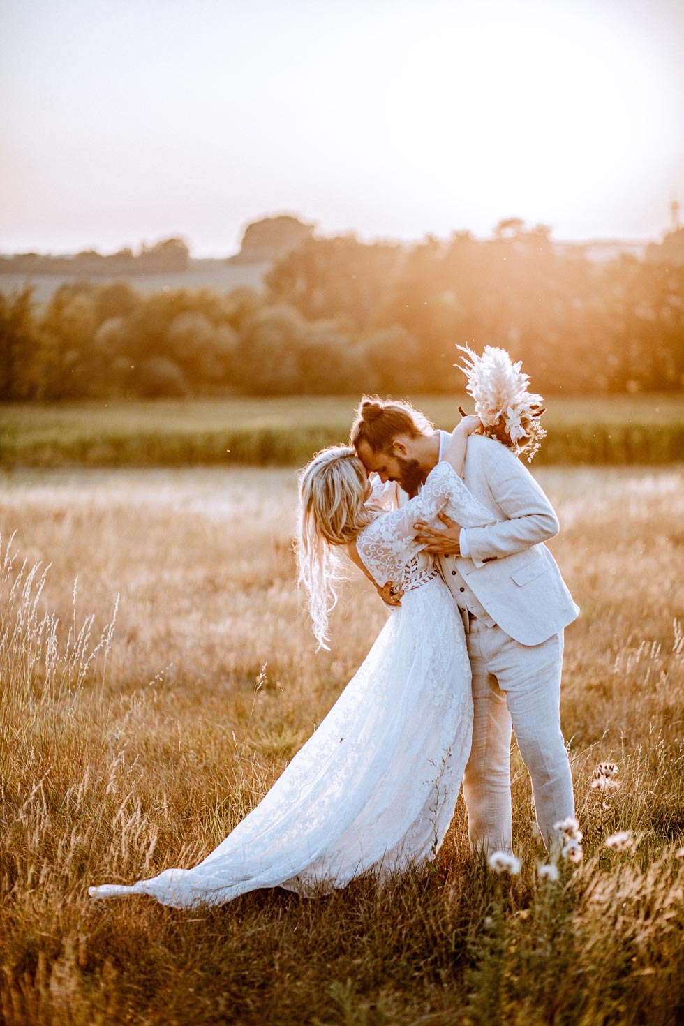 Brautkleid Hochzeitsanzug Boho Hochzeit