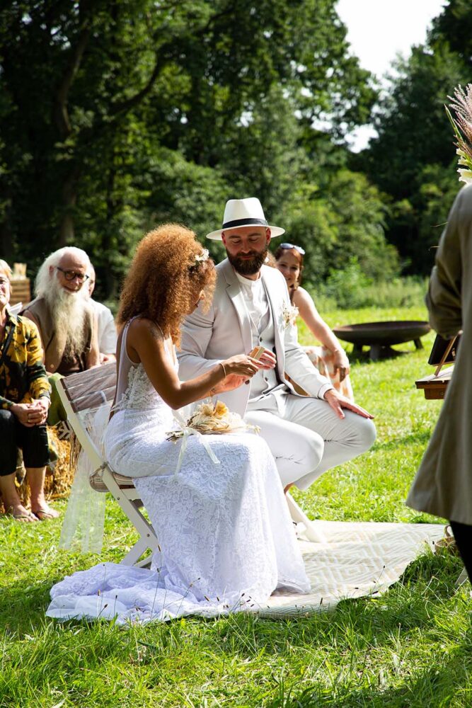 Hochzeit Trauung draußen