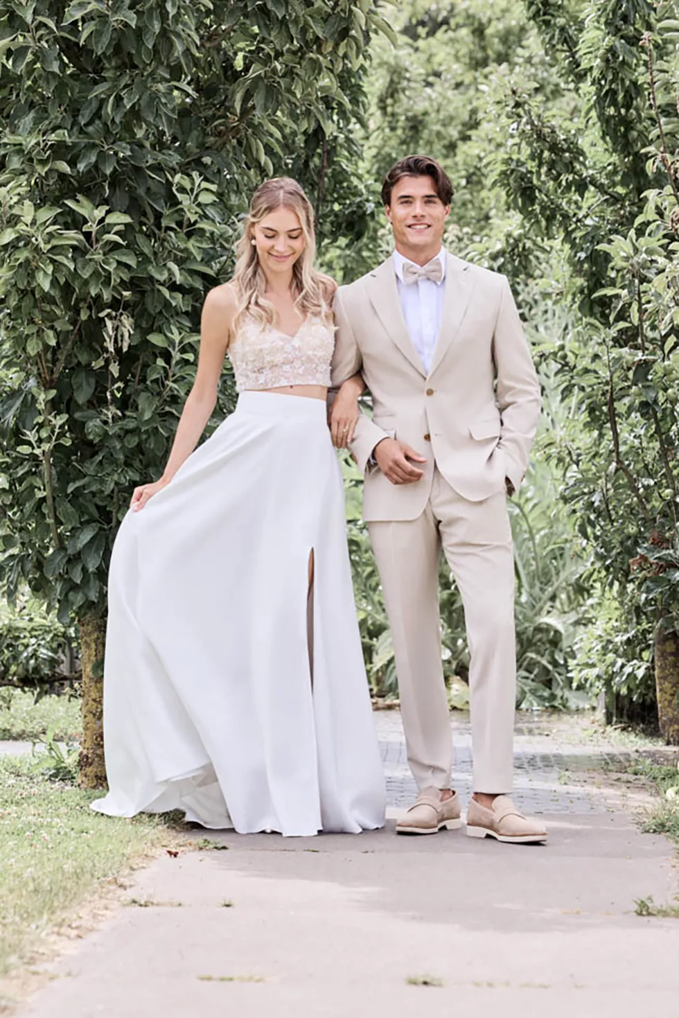 Beiger Anzug Bräutigam