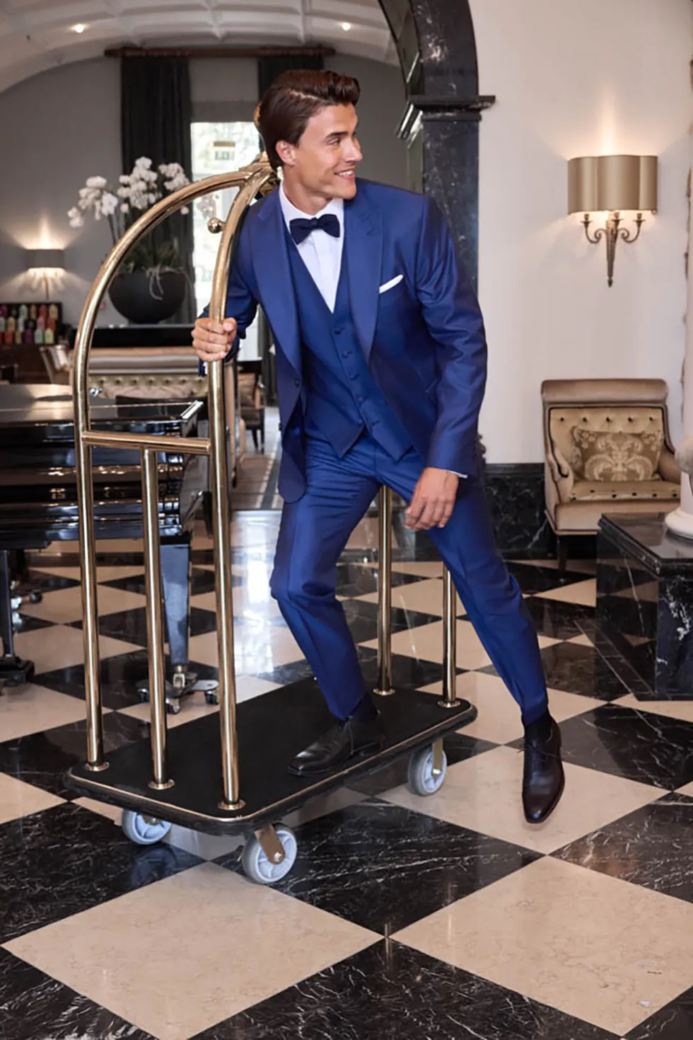 bequemer Maßanzug zur Hochzeit